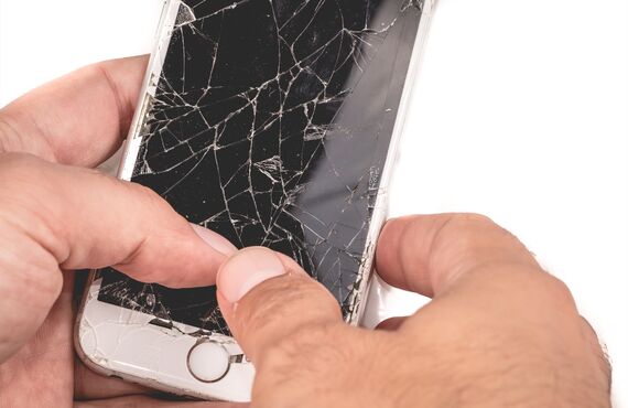 iphone修理ならガラス割れにも対応できる業者が豊田市にございます