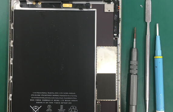 豊田でiPadのバッテリー交換修理