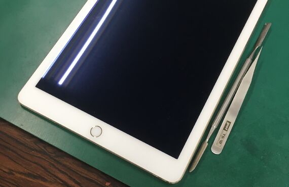 安城市でiPad Air 1のガラス画面割れや液晶破損の修理をお探しでしたらアットフォン安城店へお越しください。